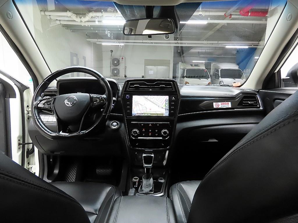 Ssangyong Tivoli - Vista 8