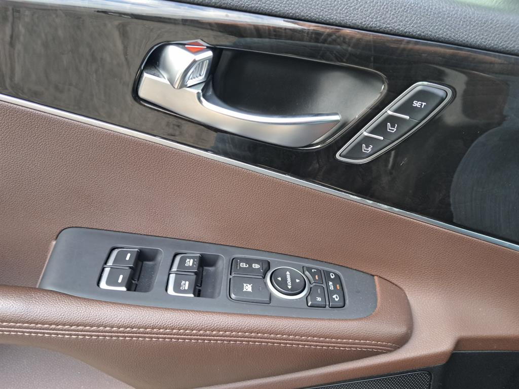 KIA Sorento - Vista 11