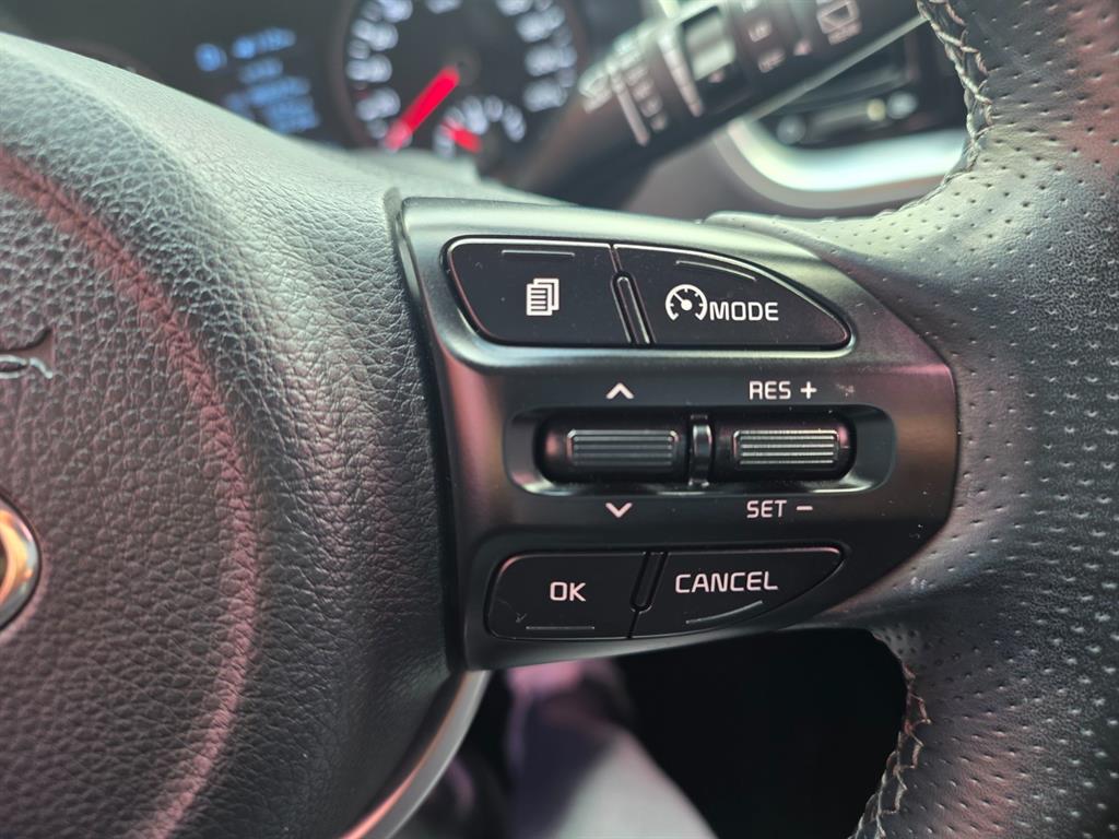 KIA Stonic 2017 Gris - Importación desde Corea - HF Imports Iquique - Foto 18