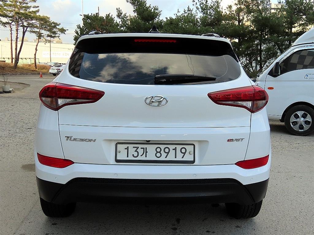 HYUNDAI Tucson - Vista 4