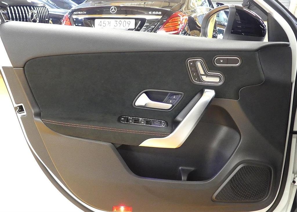 Mercedes Benz A Class - Vista 11