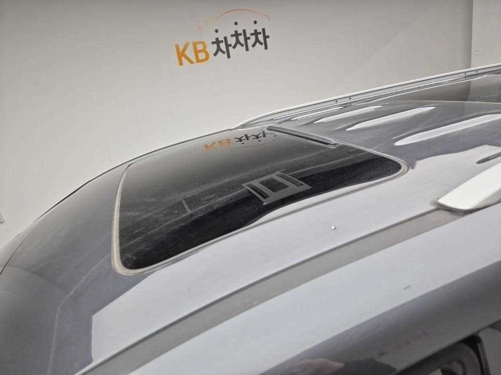 KIA Carnival 2016 Gris - Importación desde Corea - HF Imports Iquique - Foto 13