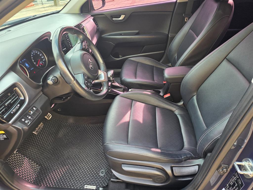 KIA Stonic - Vista 12