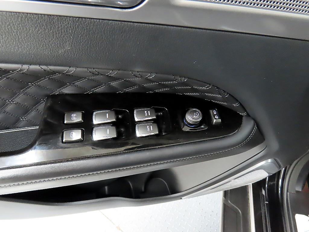 Ssangyong Rexton - Vista 11