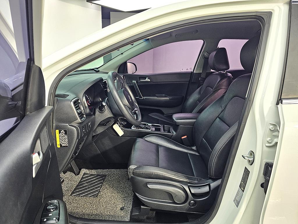 KIA Sportage - Vista 8