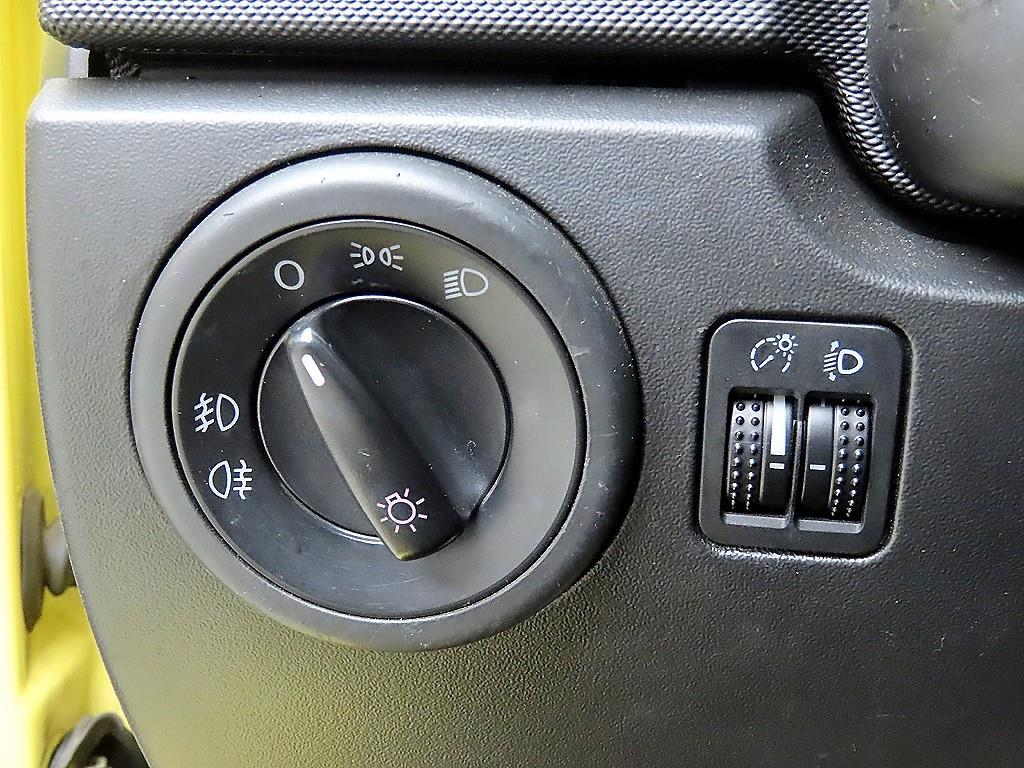 Volkswagen Beetle - Vista 12