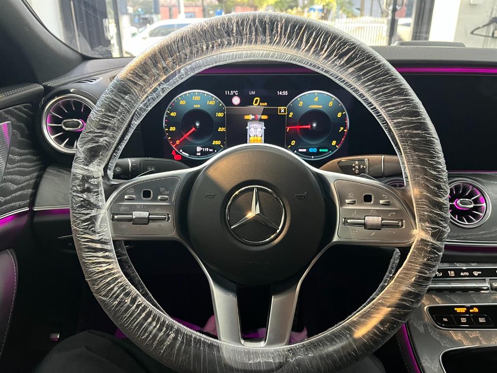 Mercedes Benz CLS Class - Vista 12