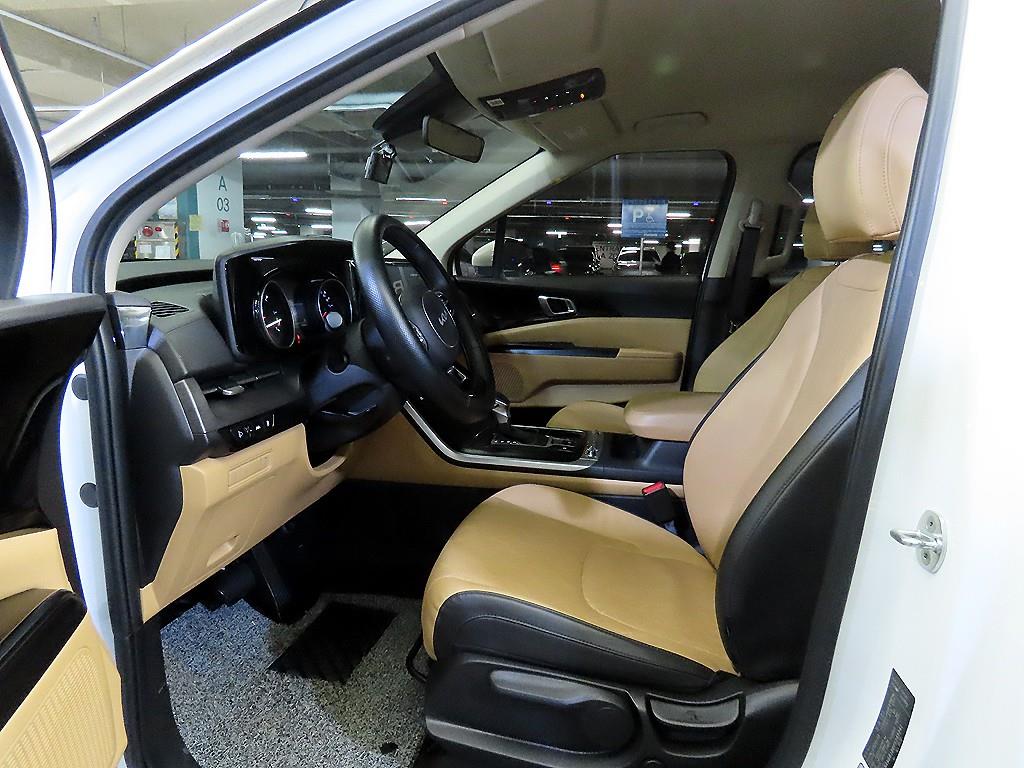 KIA Carnival - Vista 6