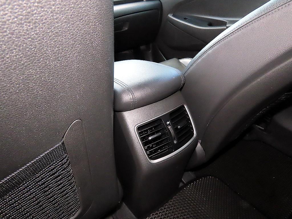 HYUNDAI Tucson 2016 Blanco - Importación desde Corea - HF Imports Iquique - Foto 17