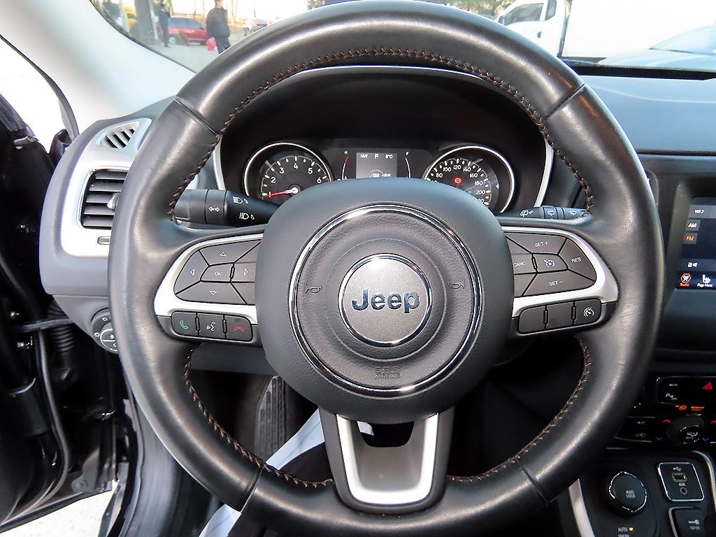 Jeep Compass - Vista 8