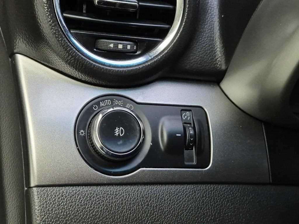 Chevrolet Orlando 2014 Gris - Importación desde Corea - HF Imports Iquique - Foto 17