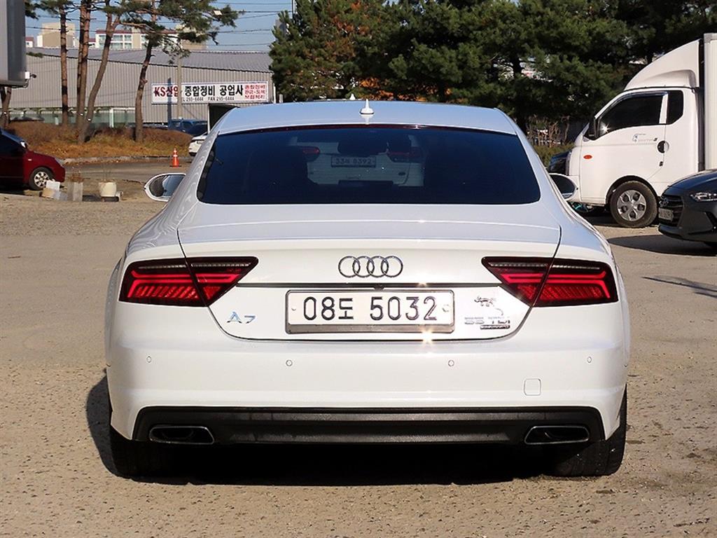 Audi A7 - Vista 4