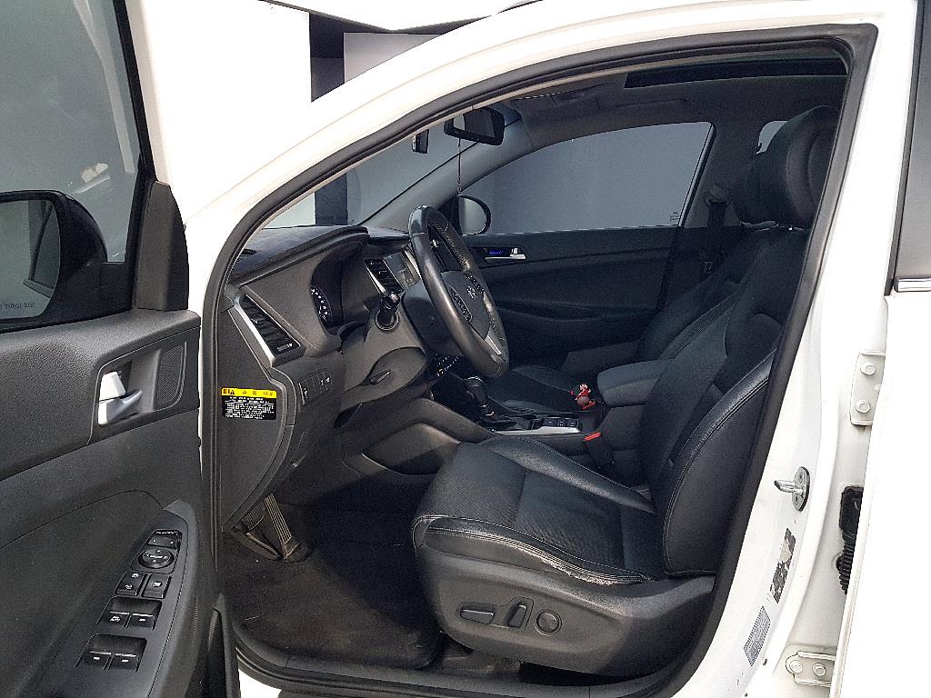 HYUNDAI Tucson - Vista 8