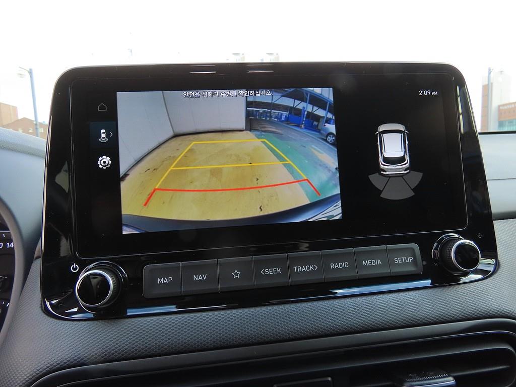 HYUNDAI Kona - Vista 11