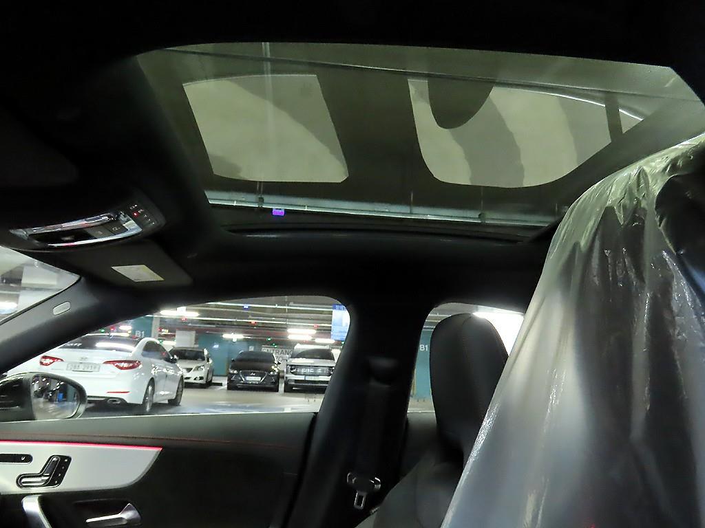 Mercedes Benz CLA Class 2025 Negro - Importación desde Corea - HF Imports Iquique - Foto 17