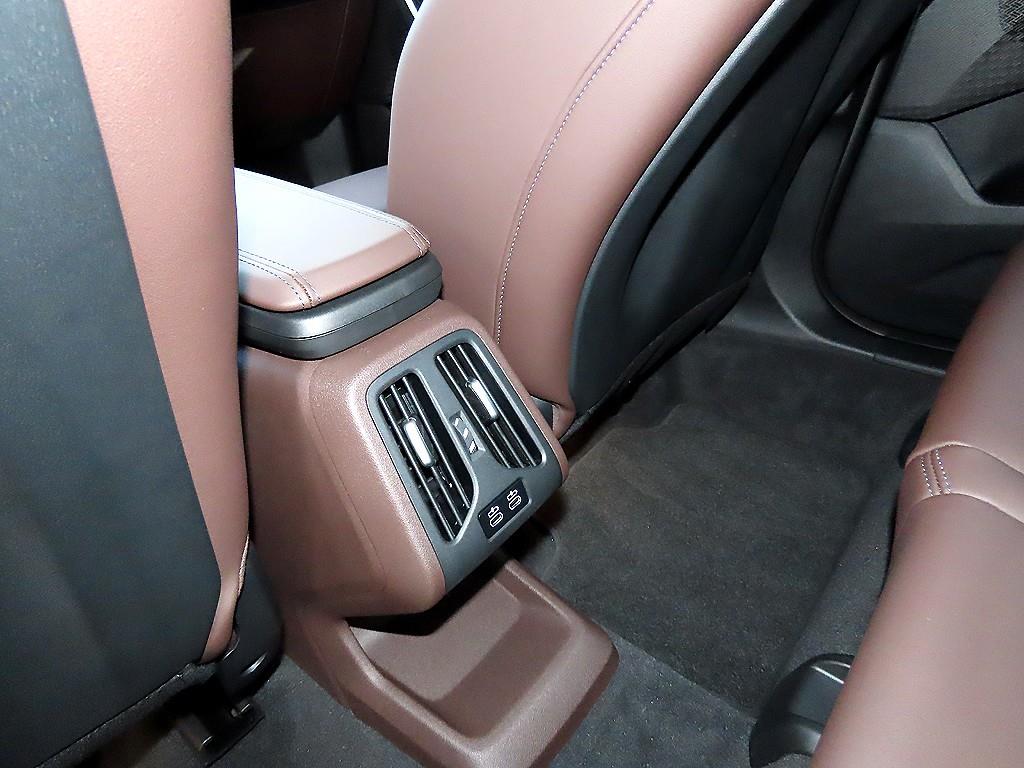 BMW X1 2025 Negro - Importación desde Corea - HF Imports Iquique - Foto 15