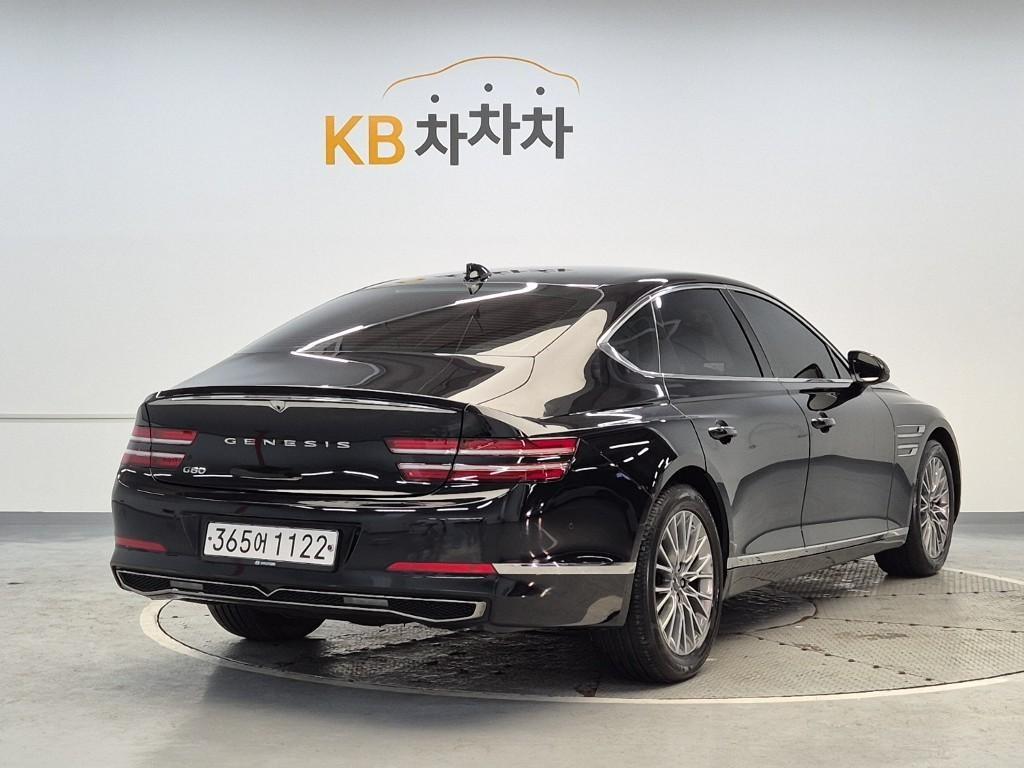 Genesis G80 - Vista 7