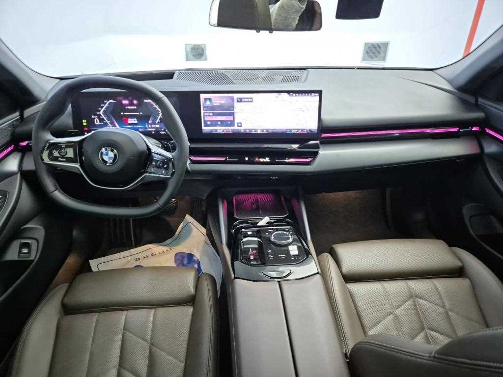 BMW 5 Series - Vista 7