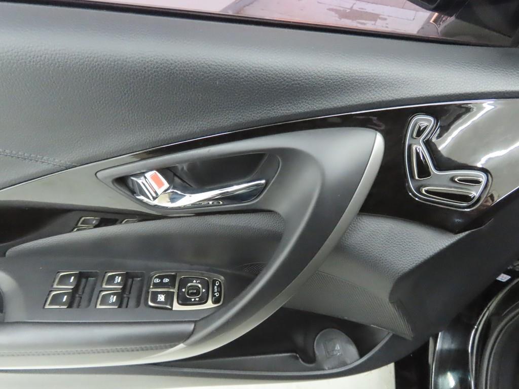 HYUNDAI Grandeur - Vista 8