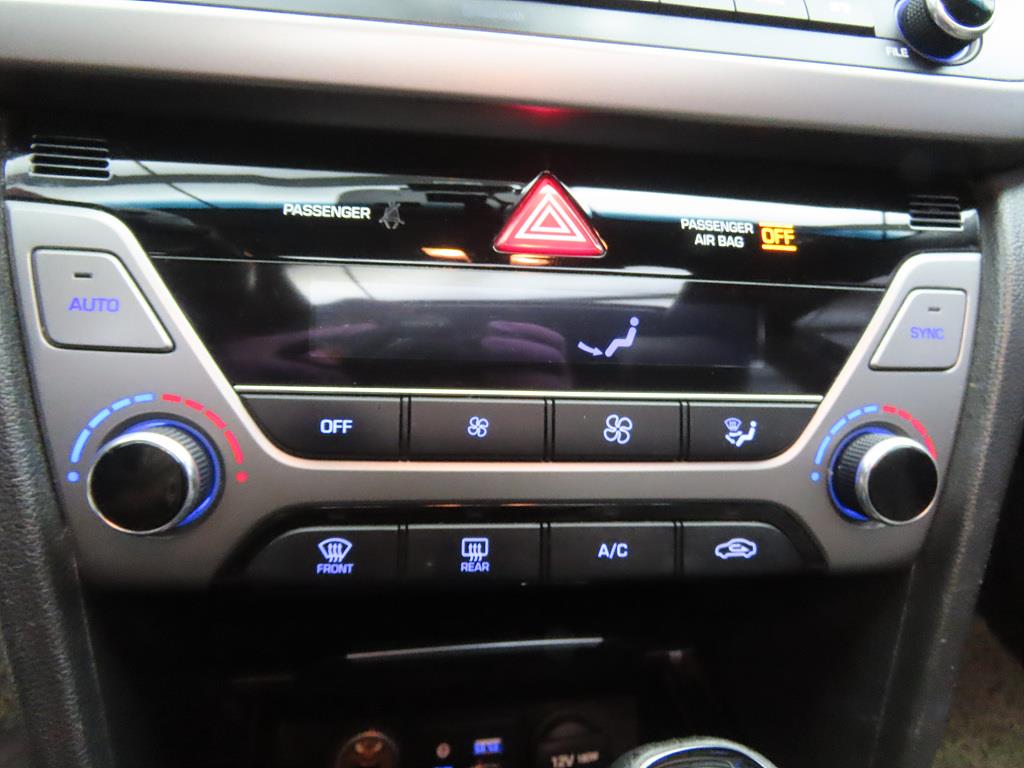 HYUNDAI Avante 2017 Gris - Importación desde Corea - HF Imports Iquique - Foto 13