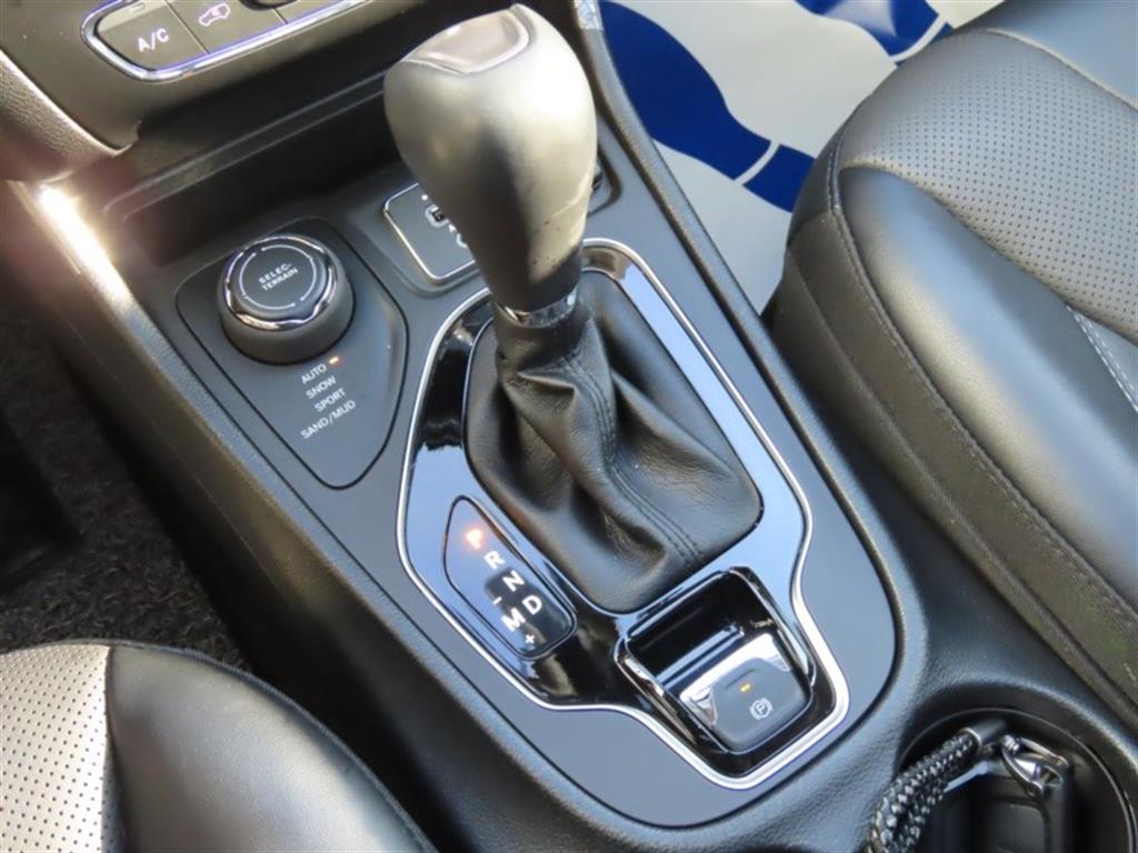 Jeep Cherokee - Vista 11