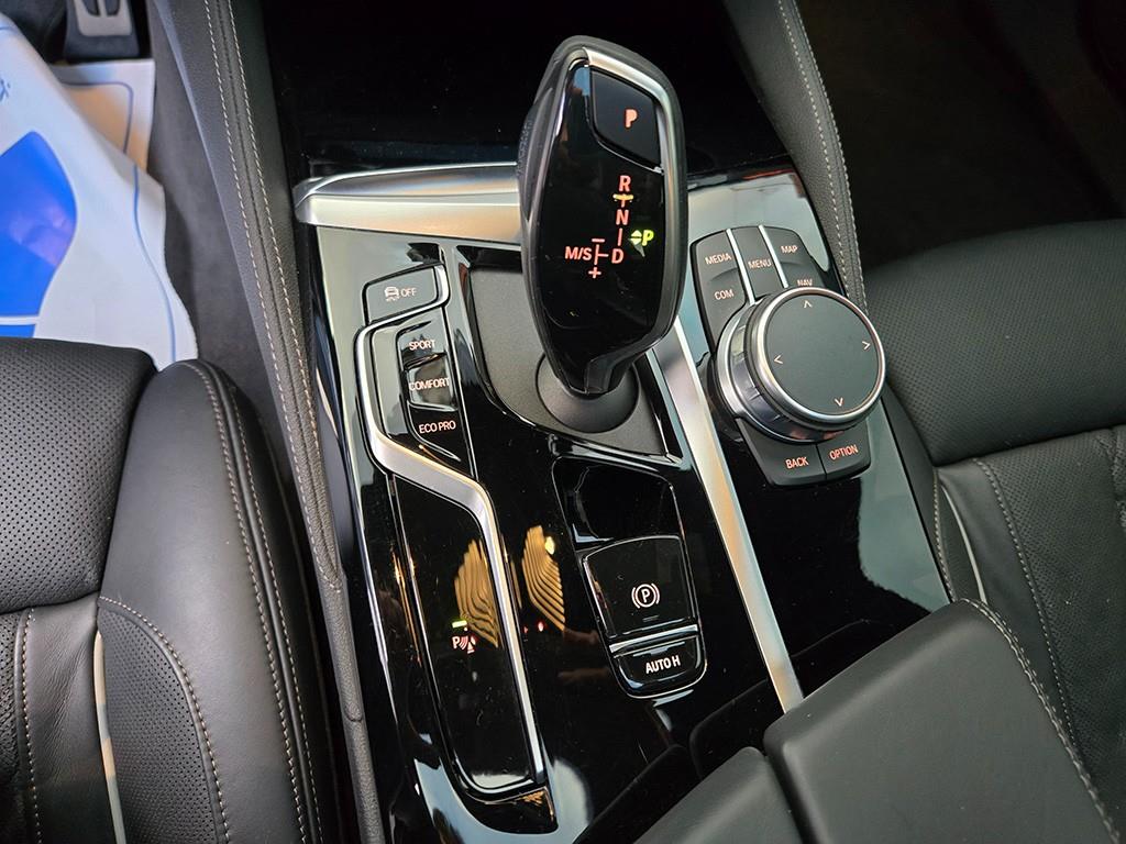 BMW 5 Series - Vista 10