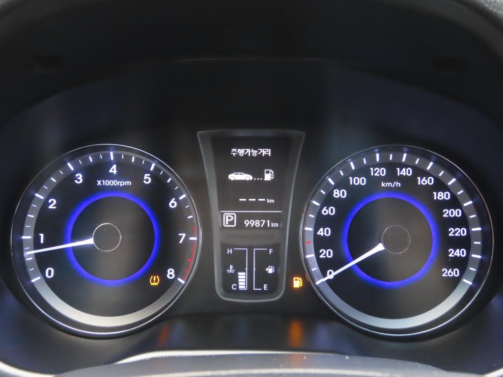 HYUNDAI Grandeur 2014 Negro - Importación desde Corea - HF Imports Iquique - Foto 10