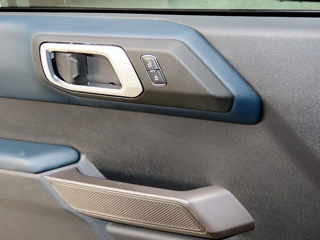 Ford Bronco - Vista 11