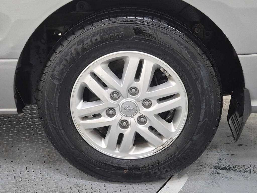 HYUNDAI Starex 2016 Gris - Importación desde Corea - HF Imports Iquique - Foto 20