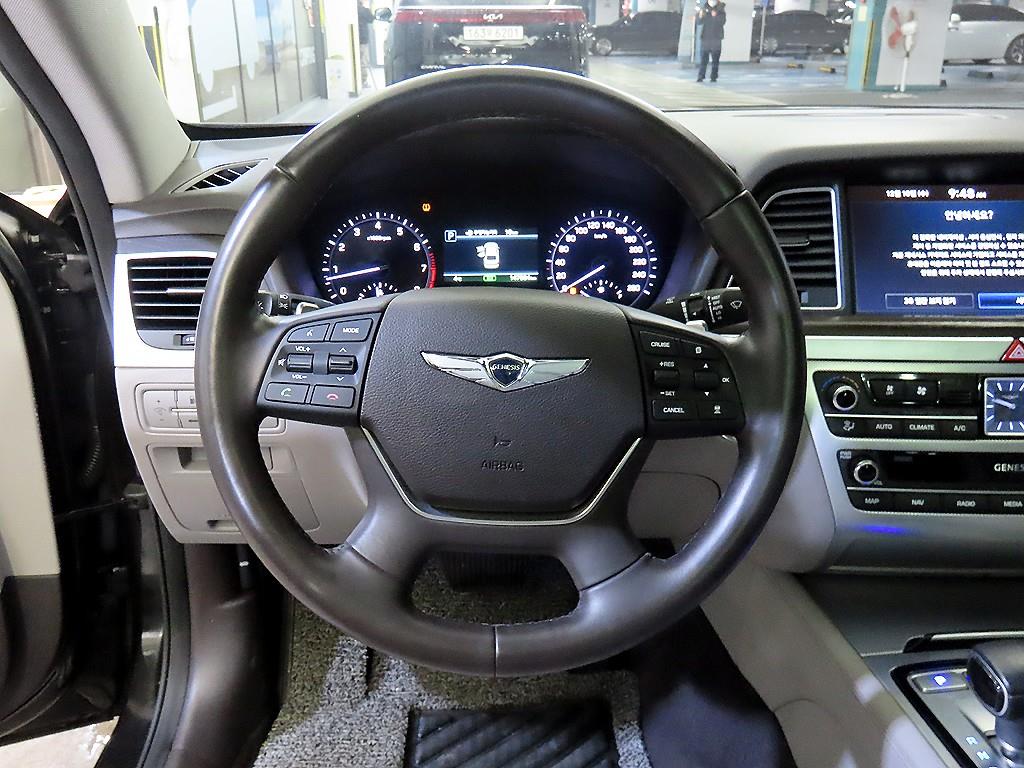 Genesis G80 - Vista 8