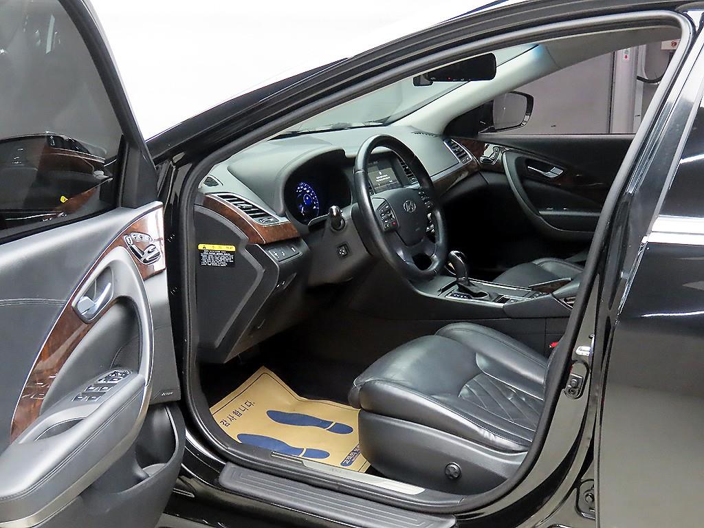 HYUNDAI Aslan - Vista 5