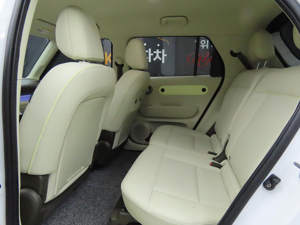 HYUNDAI Casper - Vista 6