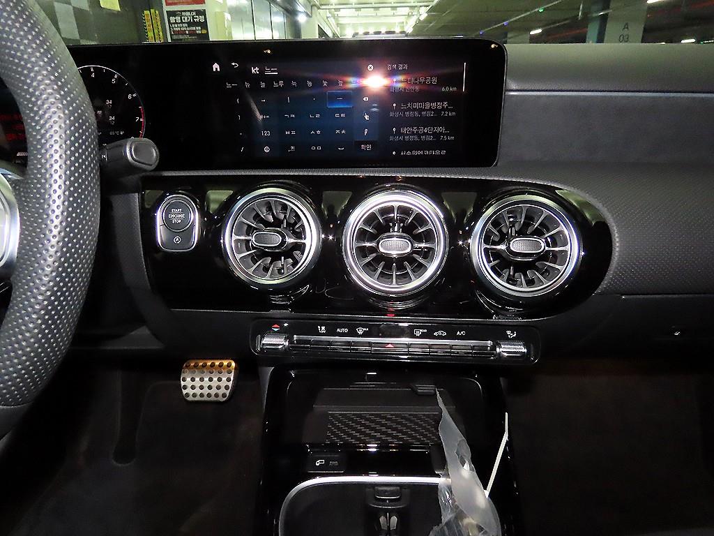 Mercedes Benz A Class - Vista 11