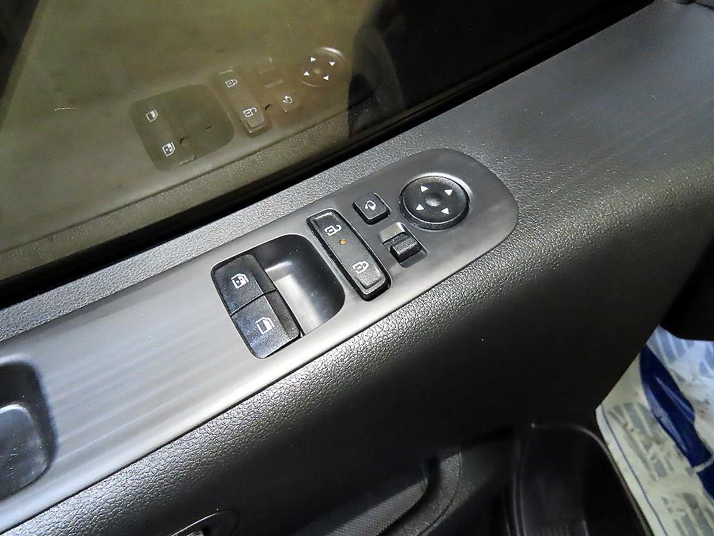 HYUNDAI Staria - Vista 11