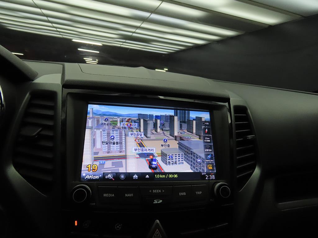 Ssangyong Tivoli 2018 Rojo - Importación desde Corea - HF Imports Iquique - Foto 13