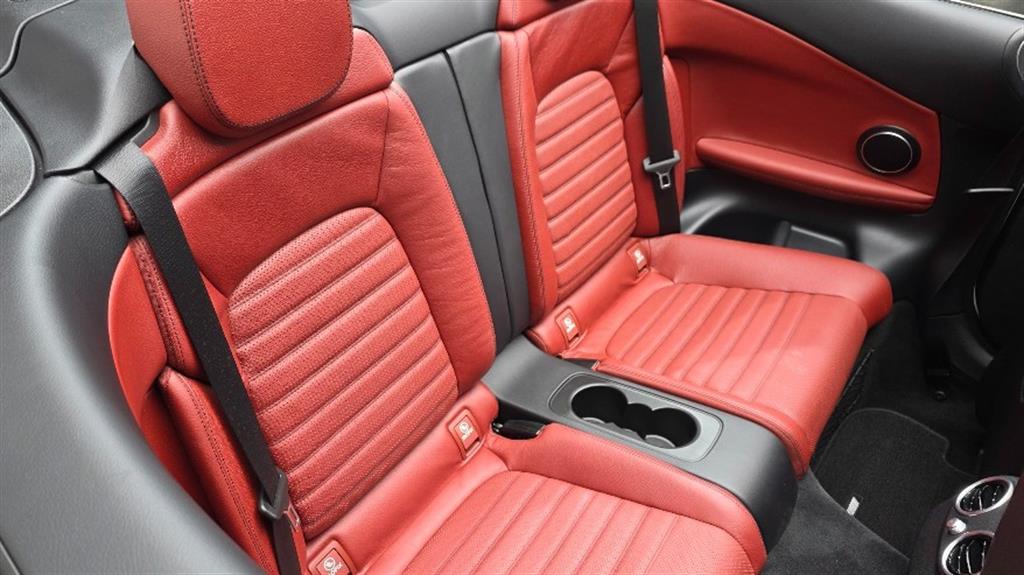 Mercedes Benz C Class - Vista 12