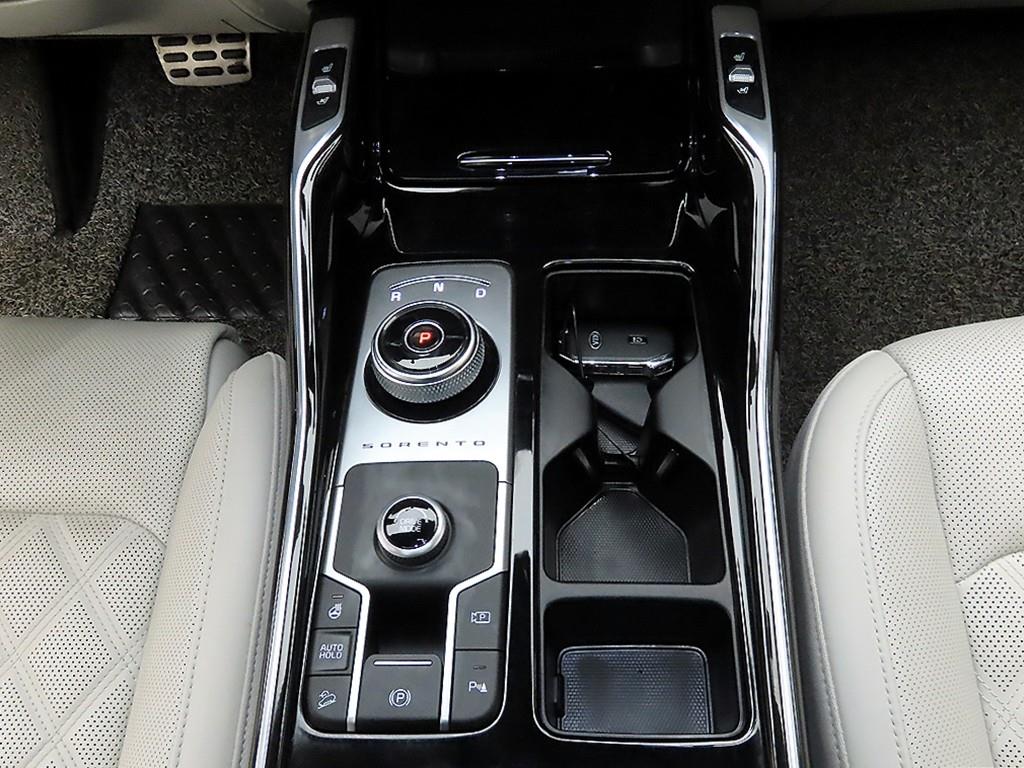 KIA Sorento - Vista 9