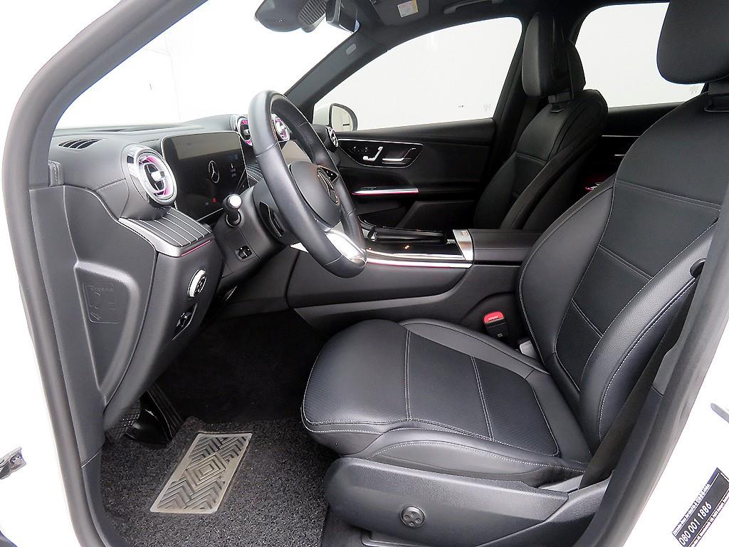 Mercedes Benz GLC Class - Vista 7