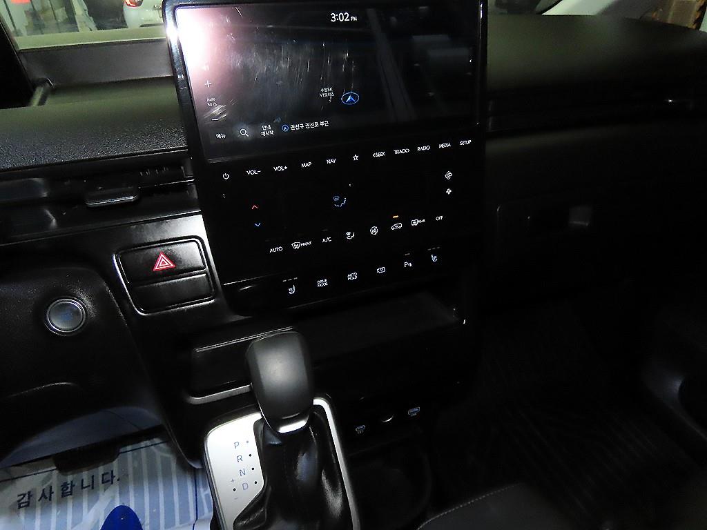 HYUNDAI Staria - Vista 6