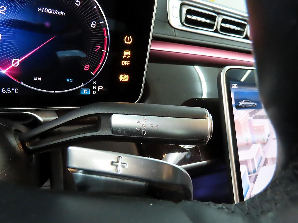 Mercedes Benz S Class - Vista 10