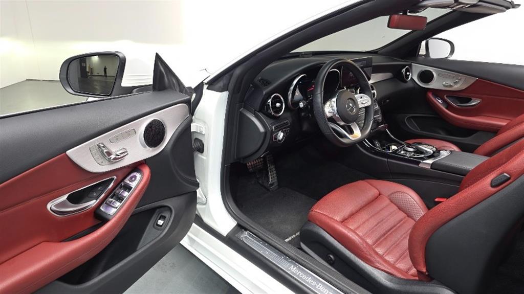 Mercedes Benz C Class - Vista 11