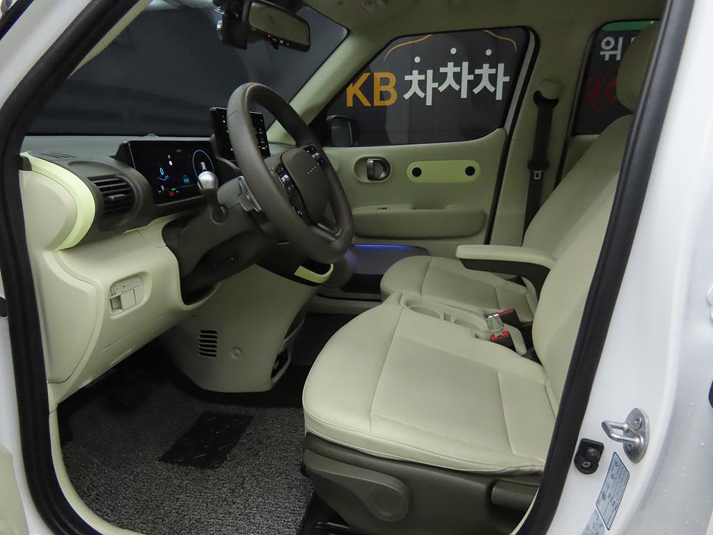 HYUNDAI Casper - Vista 5