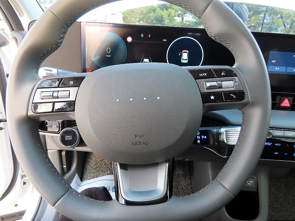 HYUNDAI Ioniq 5 - Vista 8