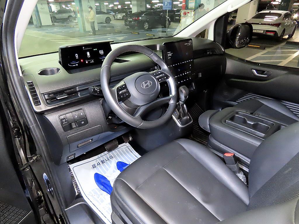 HYUNDAI Staria - Vista 7