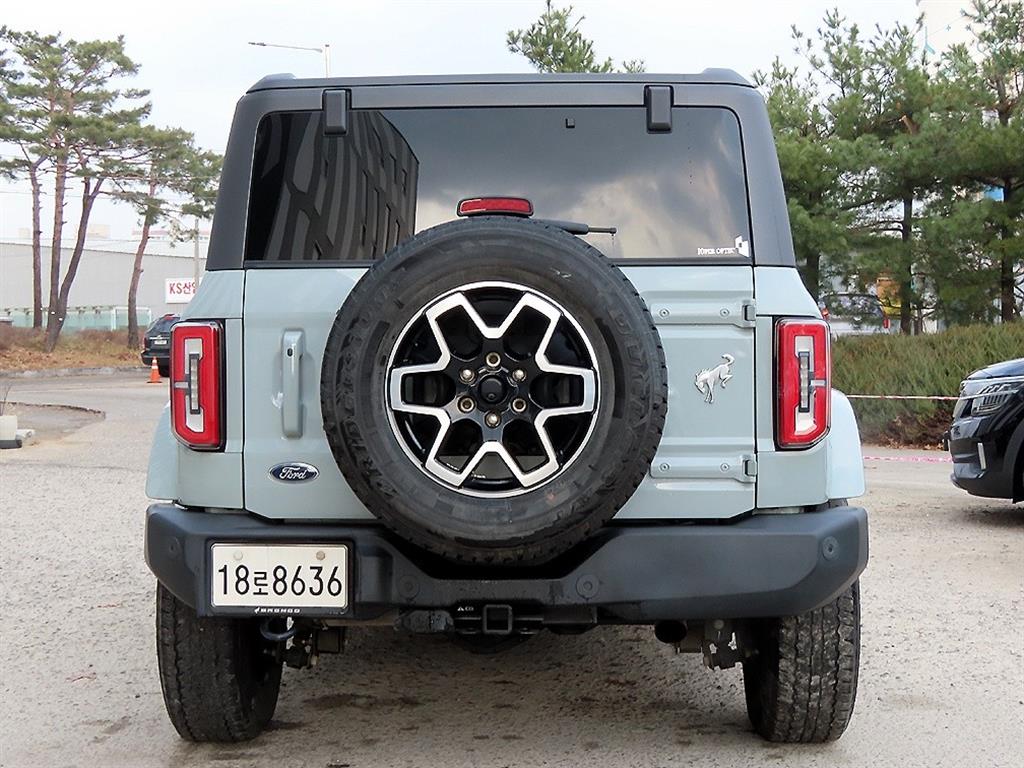 Ford Bronco - Vista 4