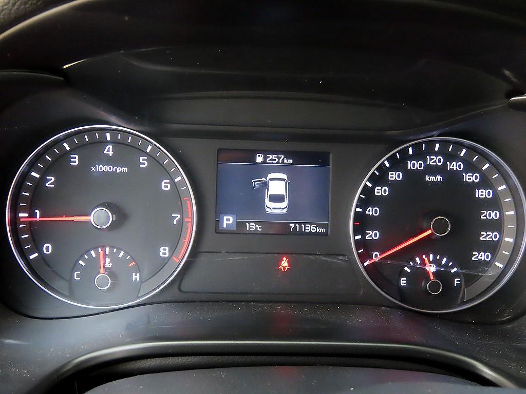 KIA K3 - Vista 8