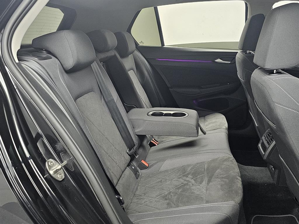 Volkswagen Golf - Vista 12