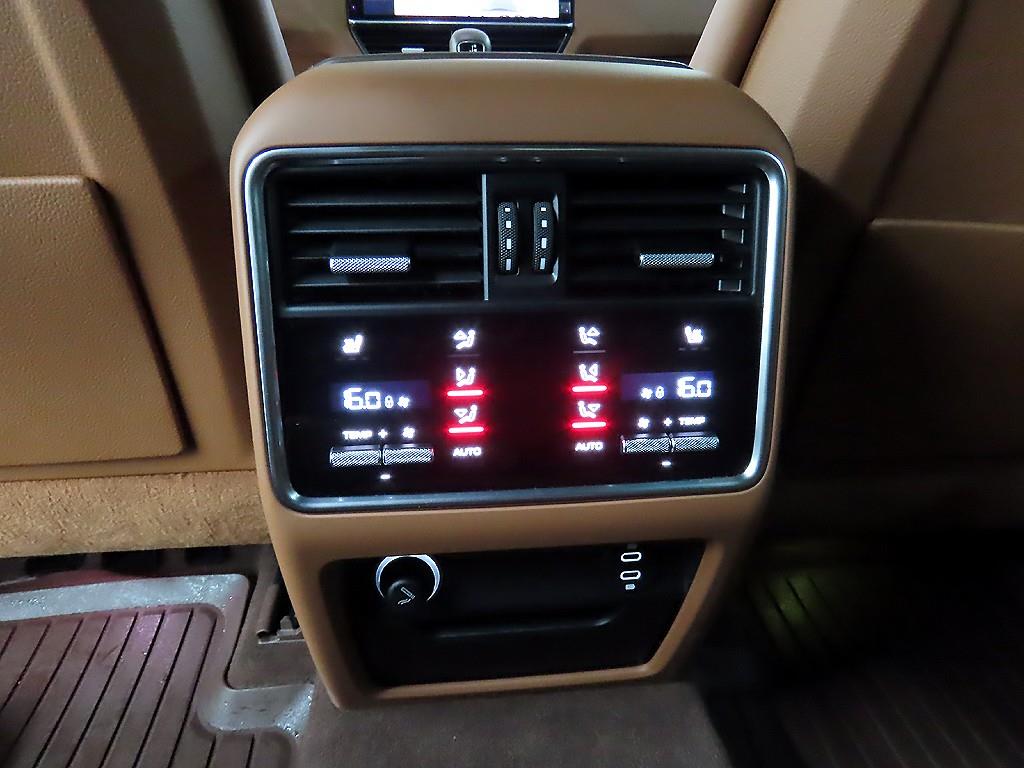 Porsche Cayenne - Vista 12