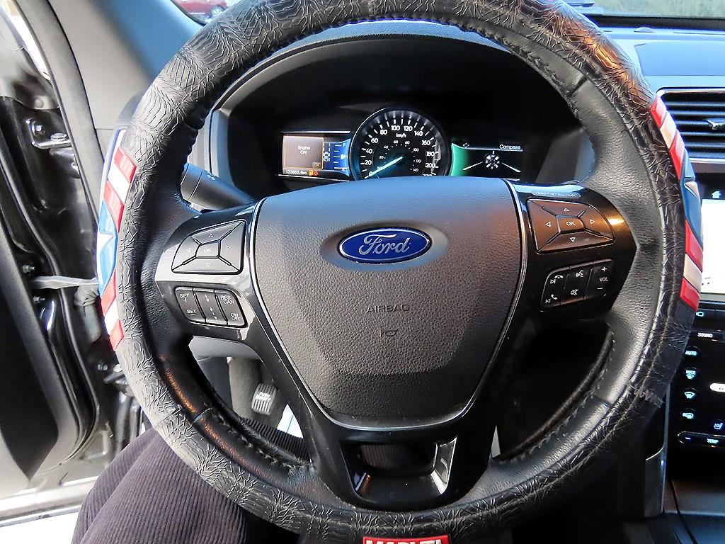 Ford Explorer - Vista 8