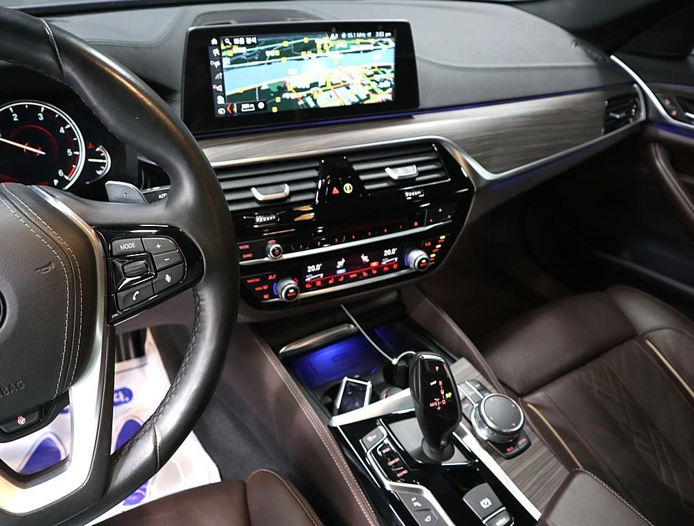 BMW 5 Series - Vista 11